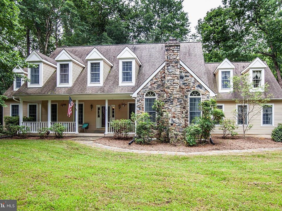 1st image of 6806 Lismore Ln