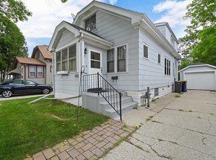 1514 S 87th St, West Allis, WI 53214