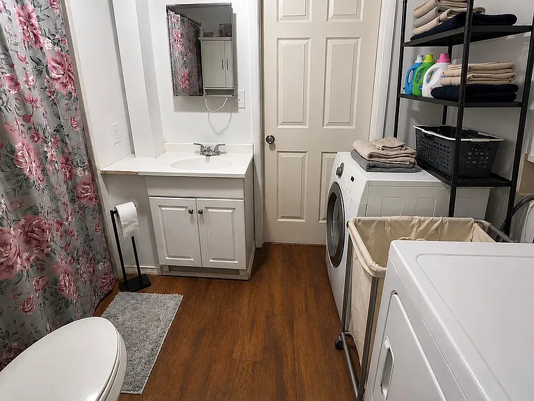 602 Archbald St — Photo 8