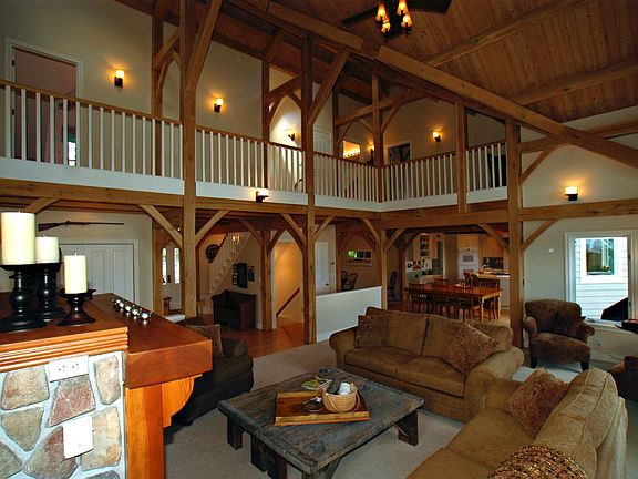 Warm living room with white oak timbers