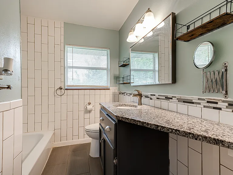 354 Brettonwood Dr #1 — Photo 22