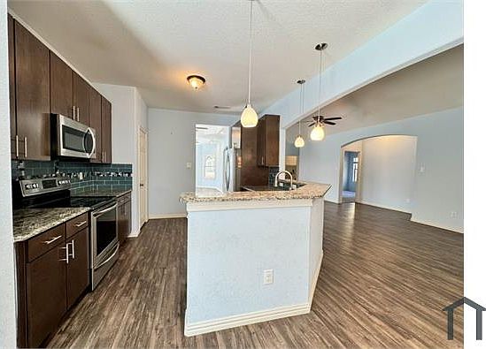 5th image of 2617 Santa Anna Dr