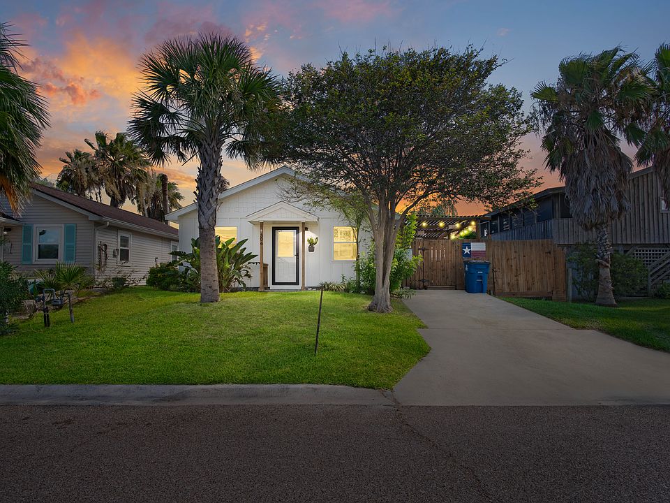 1st image of 306 Dunes Way