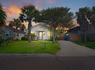 306 Dunes Way, Port Aransas, TX 78373