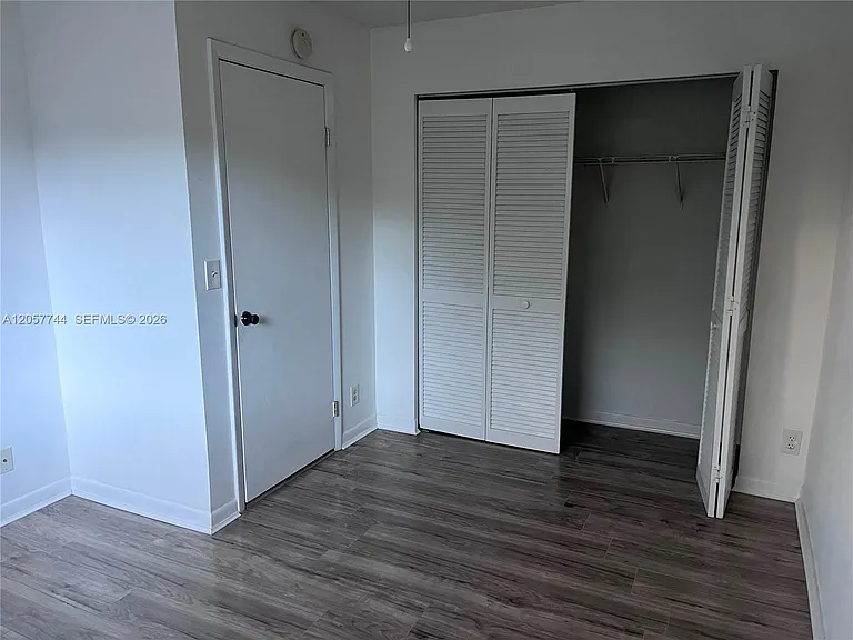 9777 Westview Dr #1121 — Photo 9