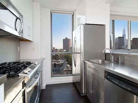 5th image of 38 Delancey St APT 15C