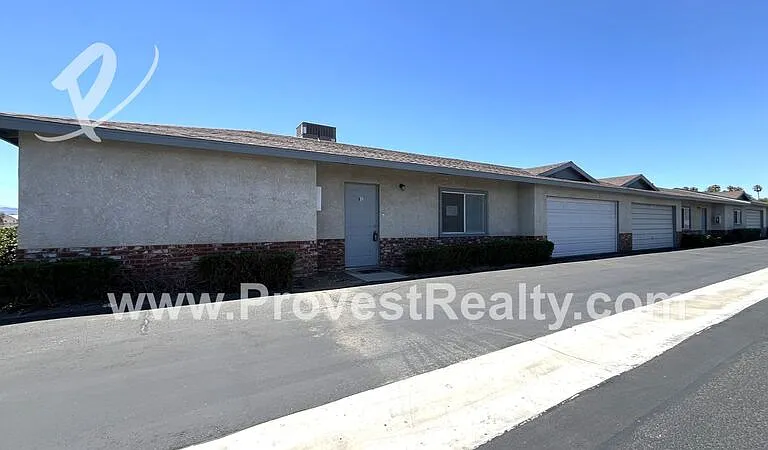 8914 I Ave #B1 — Photo 2