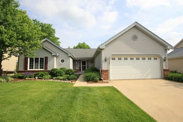 1349 Lance Ln photo 1