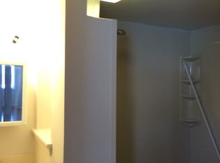 28 W 4th St, Lowell, MA 01850