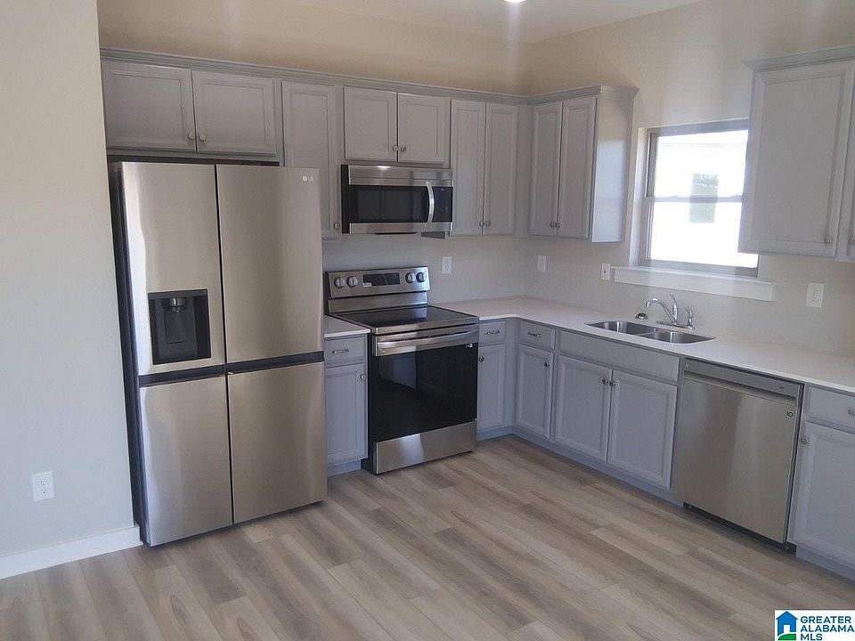2nd image of 54 Whithall Cir
