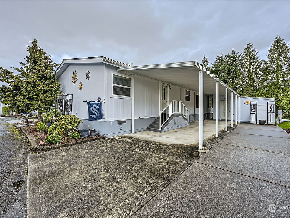 1st image of 14727 43rd Avenue NE #30