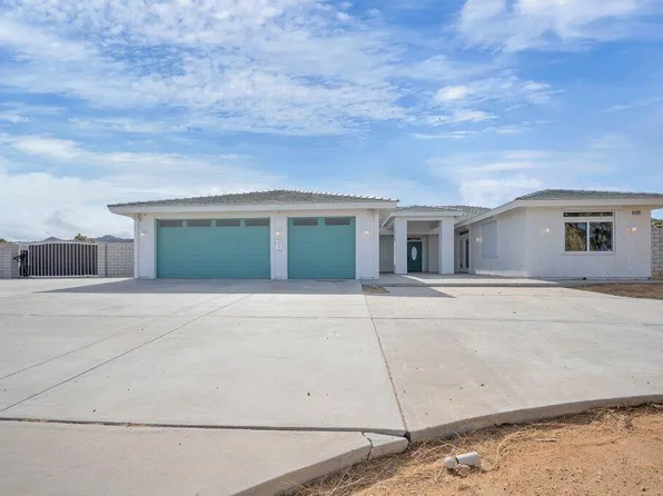 58563 Santa Barbara Dr, Yucca Valley, CA 92284