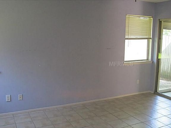 4th image of 3157 Cloverplace Dr