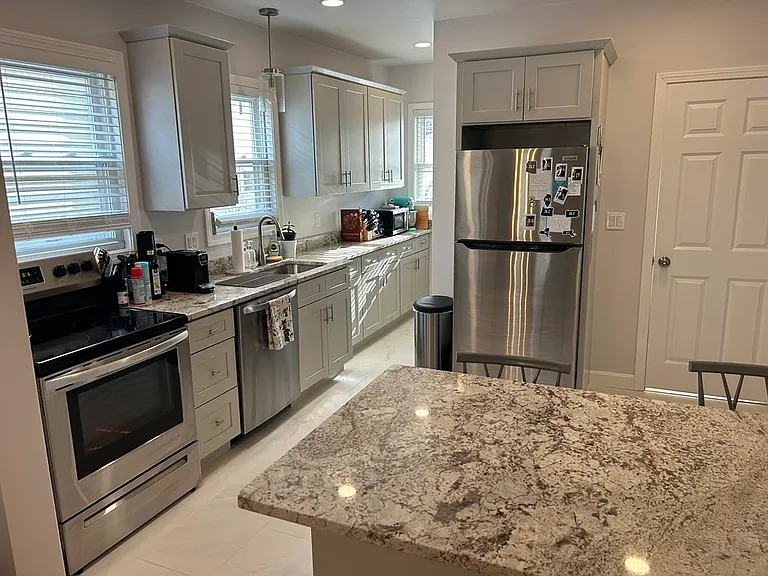 35 Early Ave #1 — Photo 3