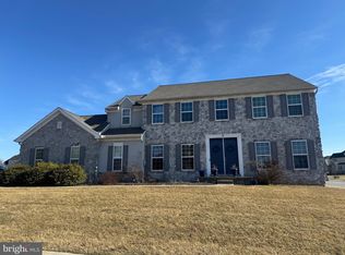 1201 Falls Grove Ln, York, PA 17404