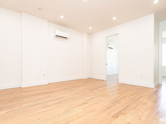 5th image of 489 Grand St #2D