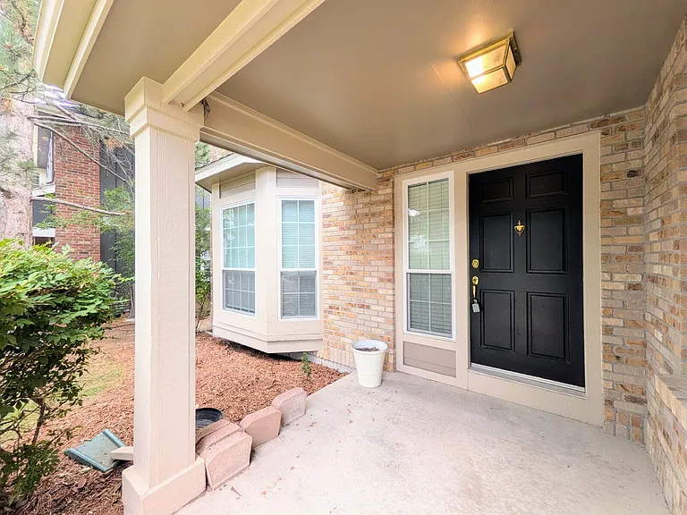 7467 Exeter Pl — Photo 2