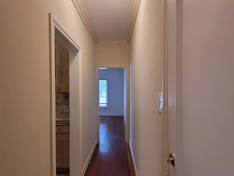 Reeves Apartments — Photo 21