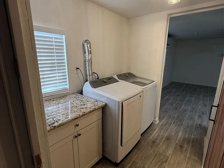 2406 Kilgore Rd — Photo 12