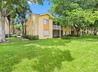 1025 Coral Club Dr #1025, Pompano Beach, FL 33071