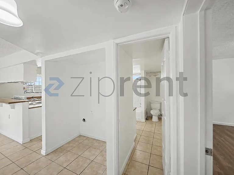 1308 Flower St #A — Photo 9