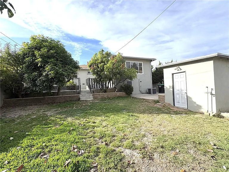 832 S Ynez Ave — Photo 14