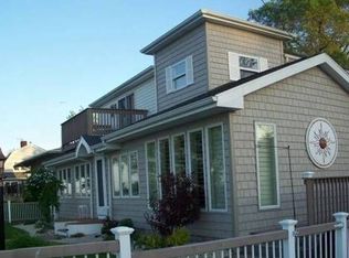 219 Cedar Point Rd, Sandusky, OH 44870