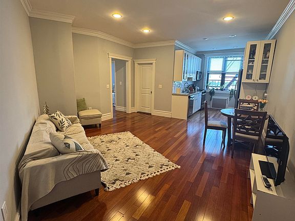 3rd image of 7435 Boulevard East APT 33