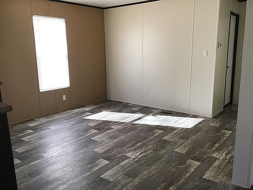 4th image of 20430 Fernbush Dr #1