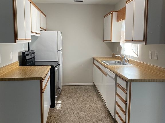 5th image of 821 S Amelia Ave