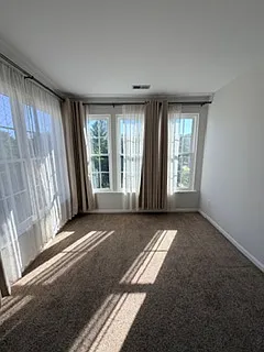 8 Crenshaw Ct — Photo 39