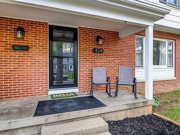 2nd image of 424 Hackberry Dr