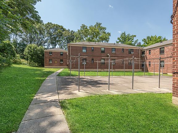 4th image of 219-48 75th Ave