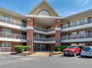 Chesapeake - Crossways Blvd., Chesapeake, VA 23320