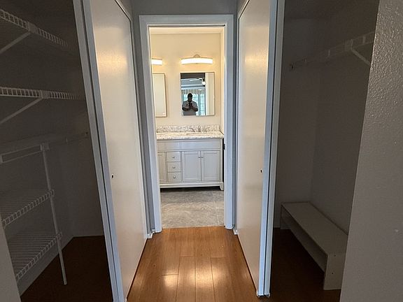 4th image of 3424 W 51st Avenue Cir