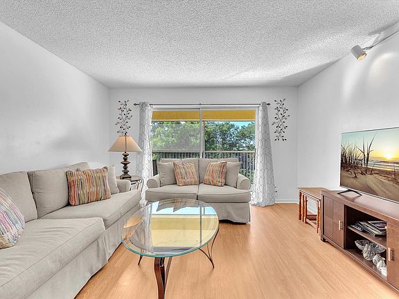 4th image of 6870 Royal Palm Boulevard #310M