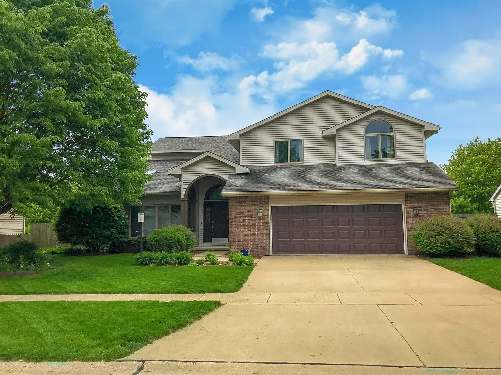 2503 Waterbury Pl photo 1