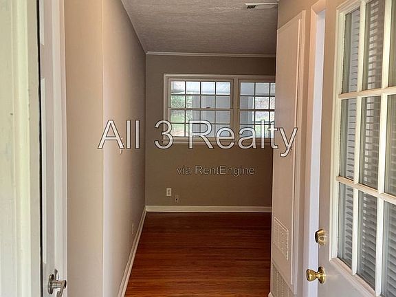 5th image of 619 Milan Ct