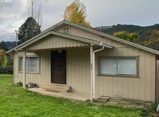 947 Laura St, Myrtle Creek, OR 97457