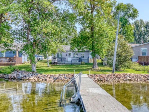 47689 Sunset Beach Ln, Pelican Rapids, MN 56572