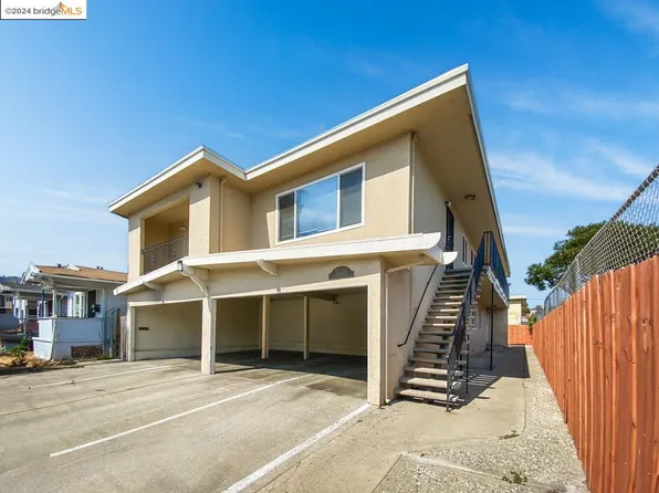 9520 Olive St, Oakland, CA 94603