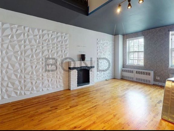 2nd image of 402 E 83rd St #5DD
