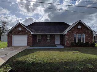 1582 Old Vacherie St, Vacherie, LA 70090