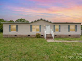 2115 Caneview Ct, Kannapolis, NC 28083
