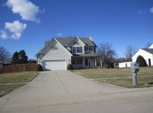 34864 Clear Creek Dr, North Ridgeville, OH 44039