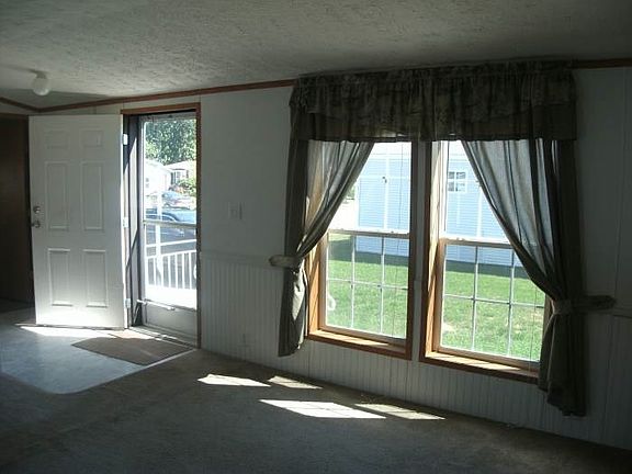 5th image of 28 Hampi Ct