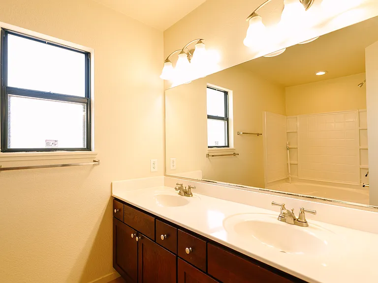 Soaring Heights Davis Monthan Air Force Base Housing — Photo 14
