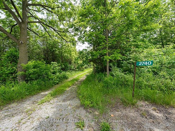 5th image of 2740 Front Rd