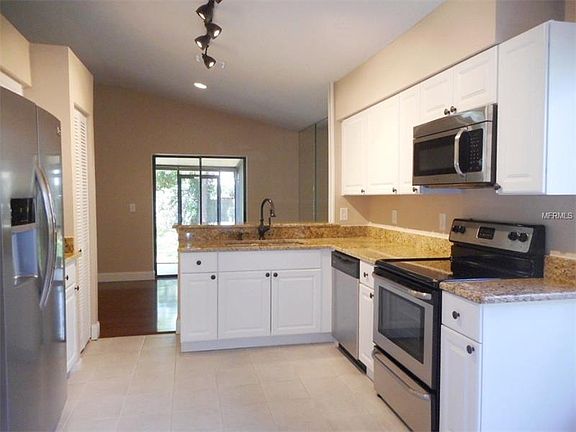 4th image of 1957 Wood Hollow Ln
