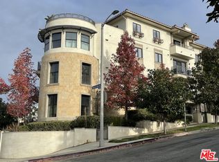 1636 S Beverly Glen Blvd APT 301, Los Angeles, CA 90024